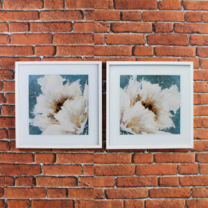 Kit de 2 Quadros Florais 42x42cm + 1 Quadro para Banheiro ou Lavabo 20x20cm + 1 Porta Retrato para Foto 21x15cm